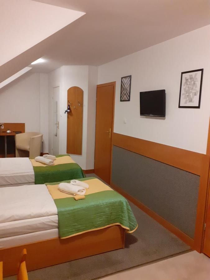 Aparthotel Arkadia Plock Exterior photo