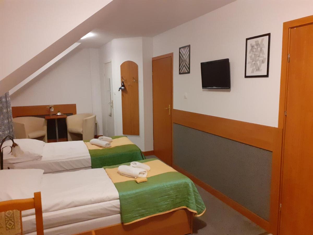 Aparthotel Arkadia Plock Exterior photo